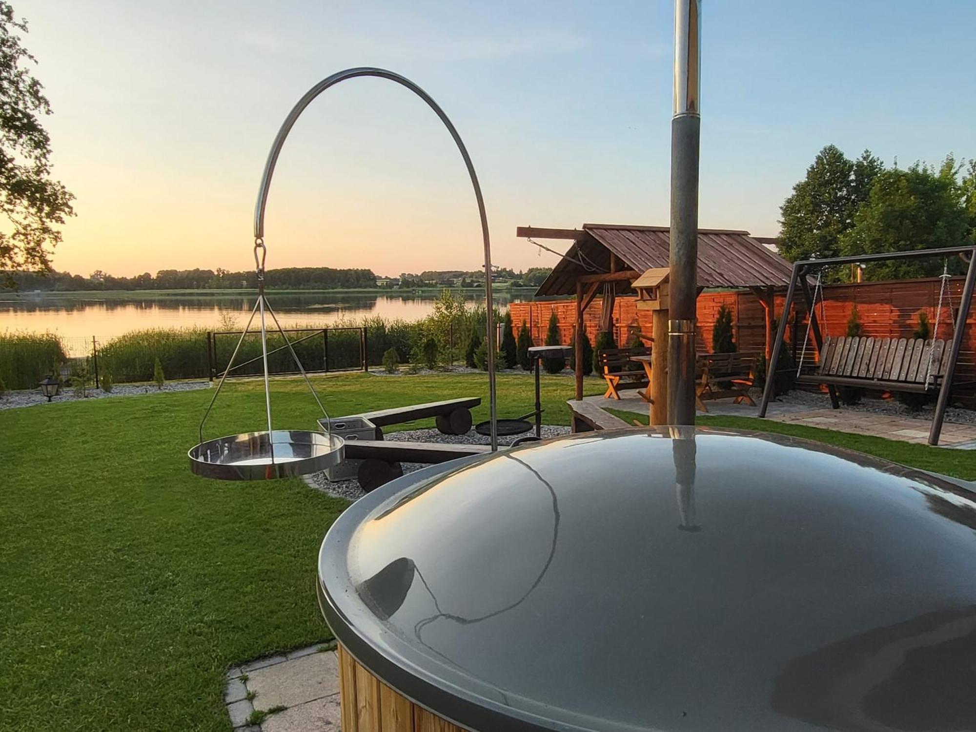 Siedlisko Nad Jeziorem Skarlinskim 5b, Mazury, Jezioro, Domek, Bania
